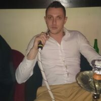 Jeune mec sexy et TBM dispo pour plans cul sur Le Blanc Mesnil